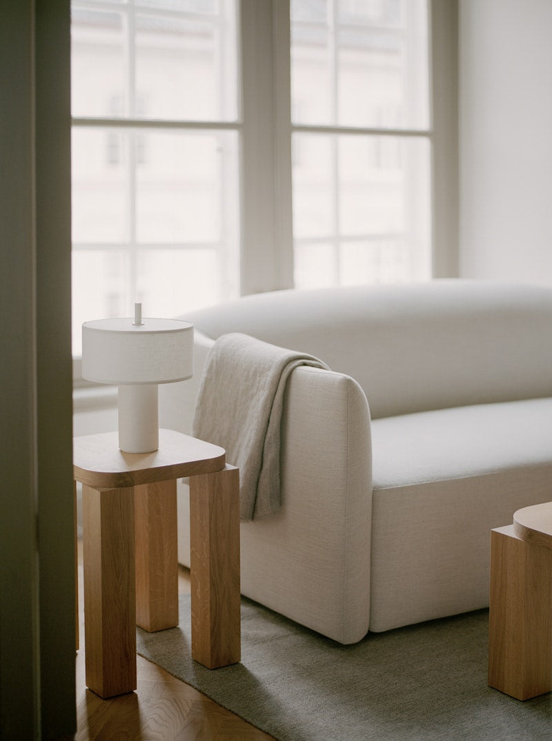 Margin Table White