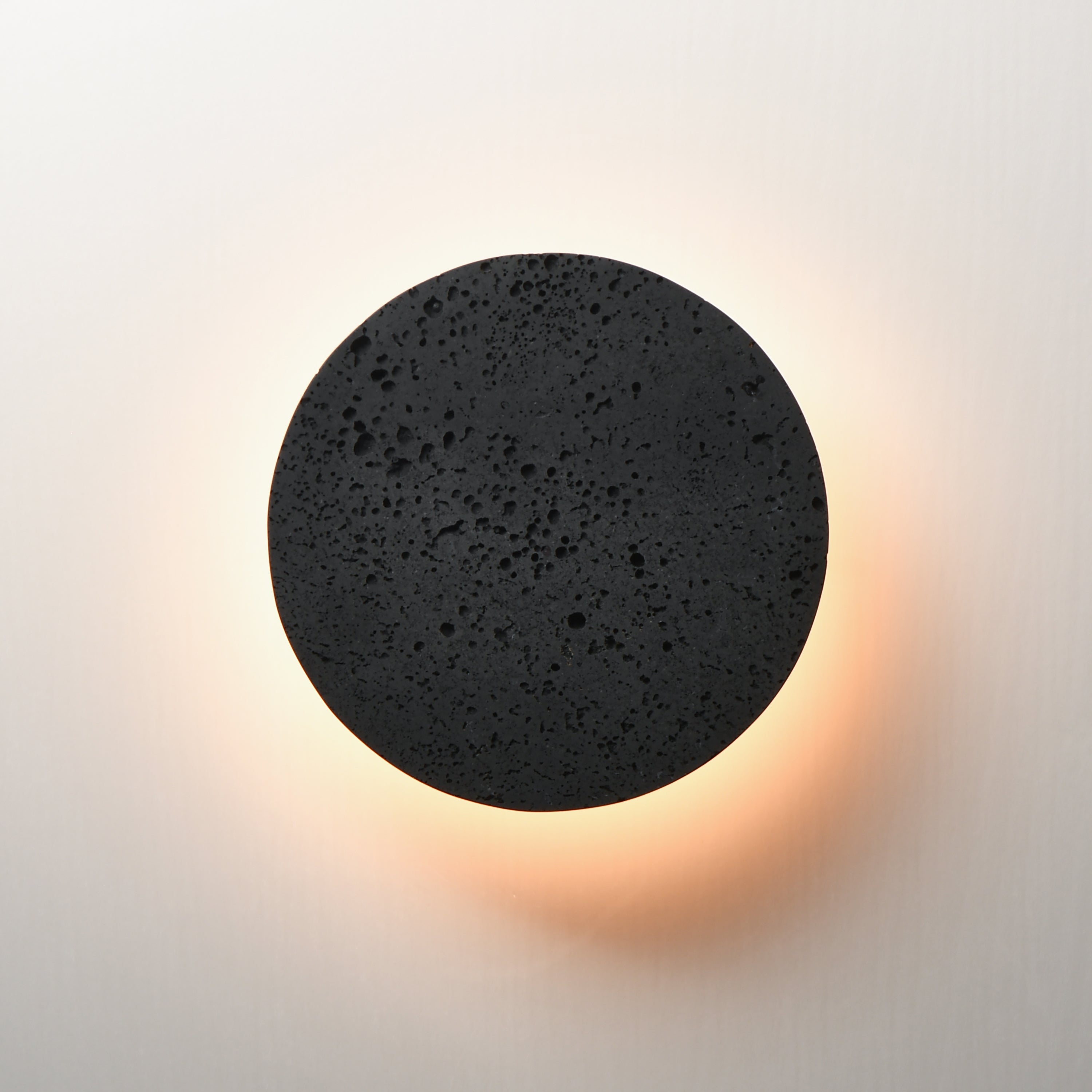 Discus Outdoor Wall Sconce Lava L