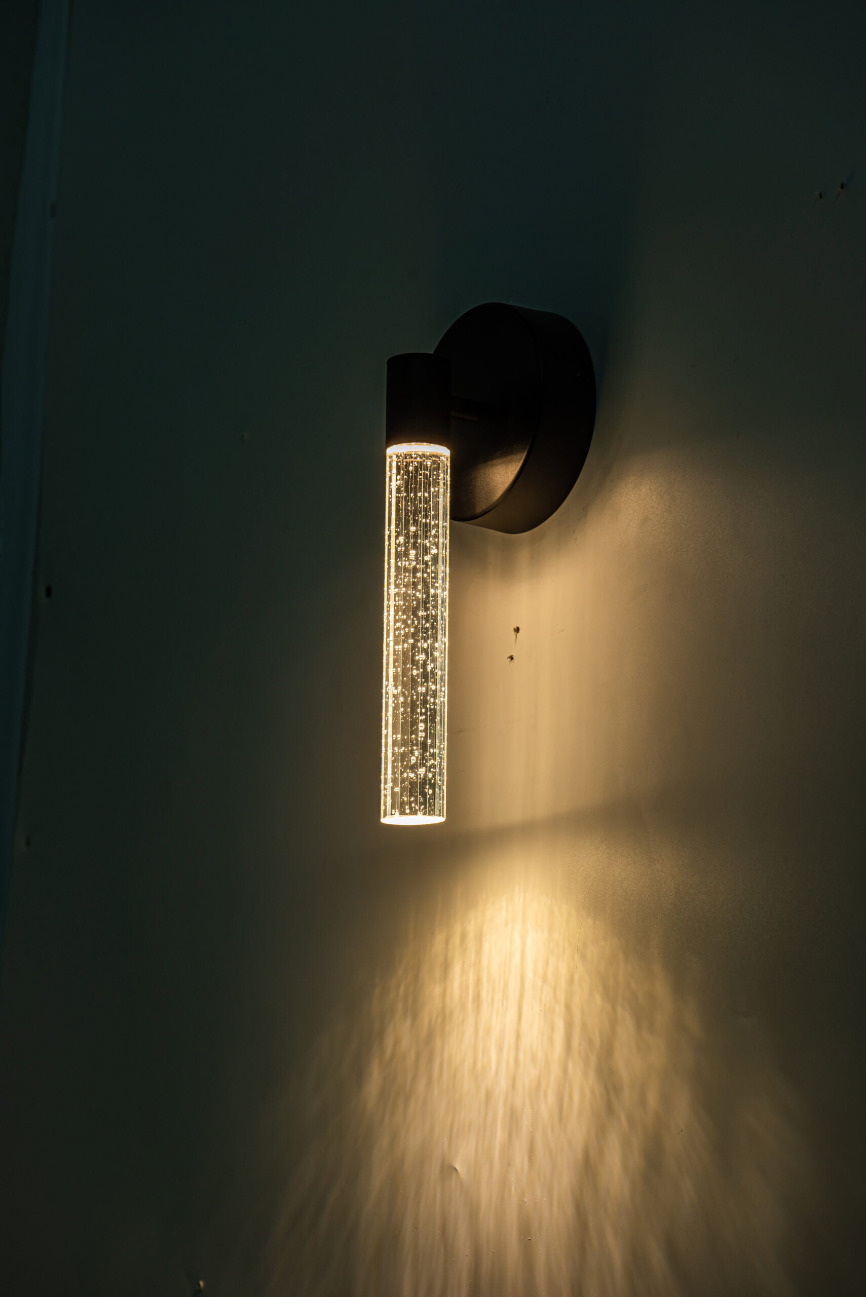 Manhattan Wall Black