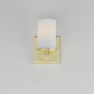 Lateral 1 Light Brass