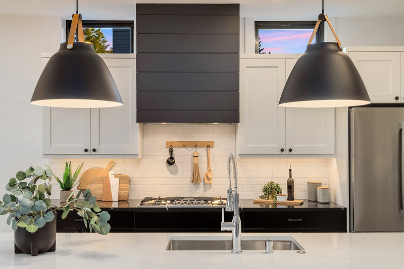 Nordic Medium Pendant Black