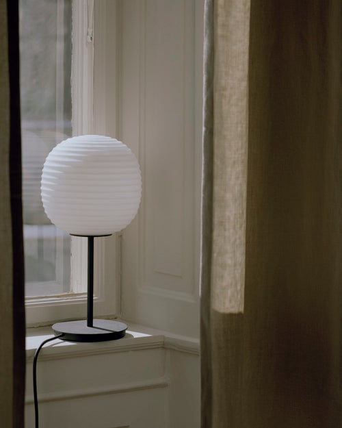 Lantern Table White Medium