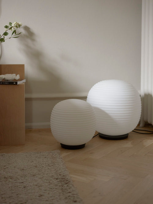 Lantern Globe Table White Medium