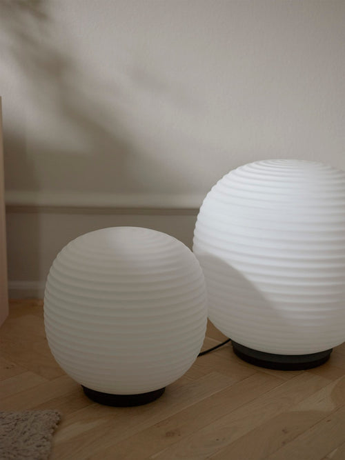 Lantern Globe Table White Medium