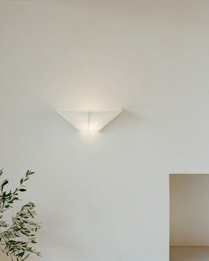 Nebra Wall Lamp White