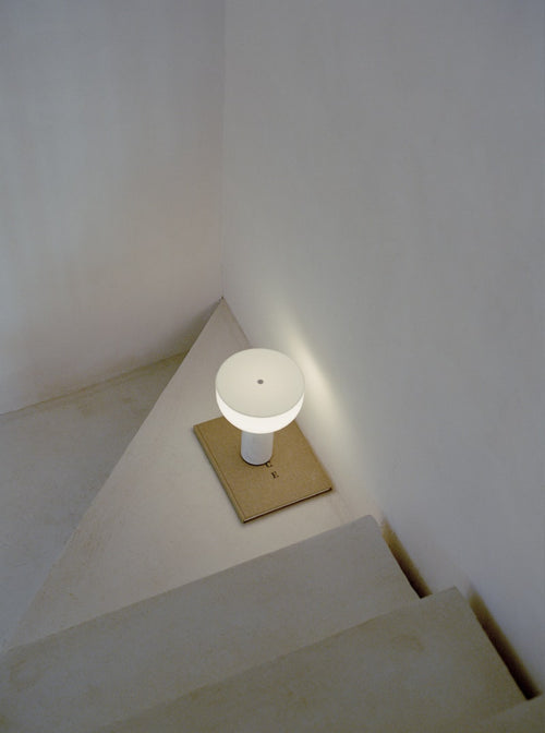 Kizu Portable Table White