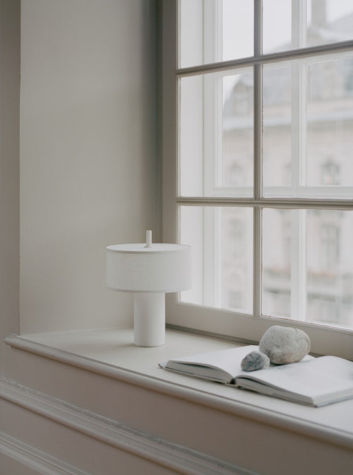 Margin Table White