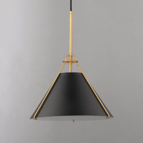 Lucas Single Pendant Black/Brass