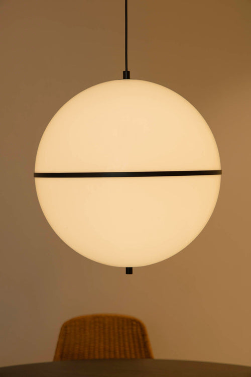 Dome M Pendant Black
