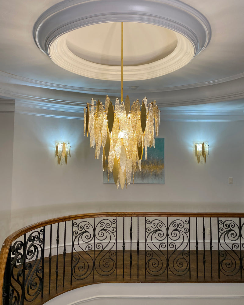 Majestic 21 Light Chandelier Gold