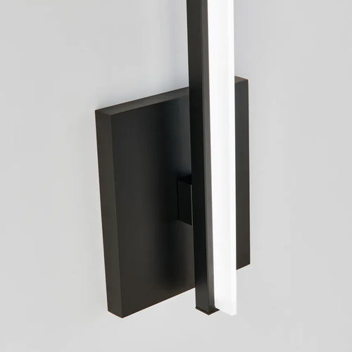 Kenway Wall Black