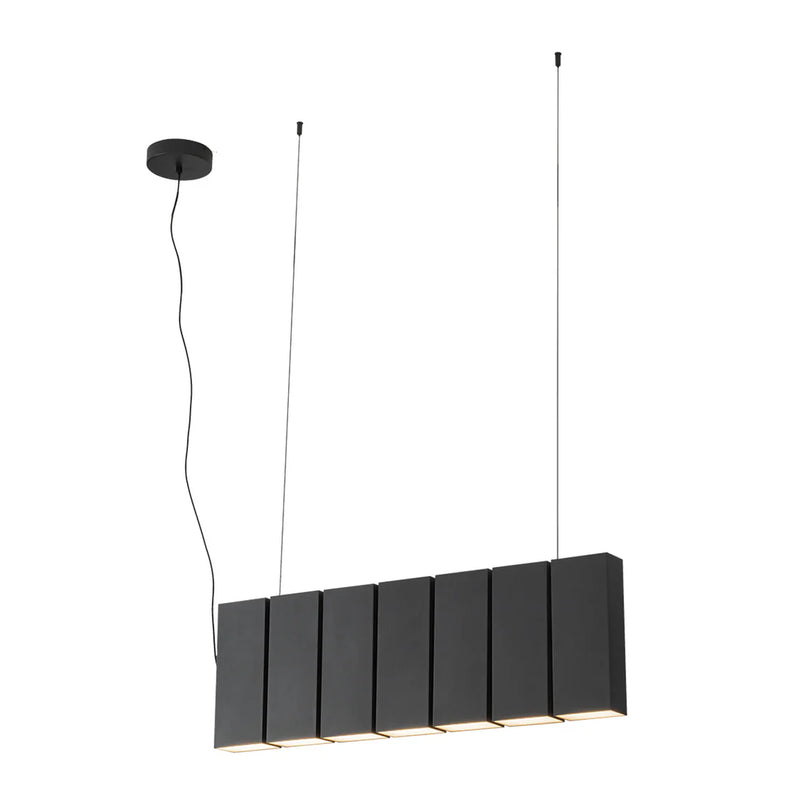 Domino Black
