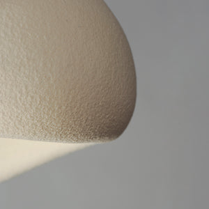 Moeraki Oyster Bulb Pendant M