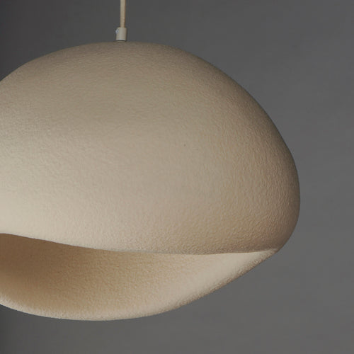 Moeraki Oyster Bulb Pendant L