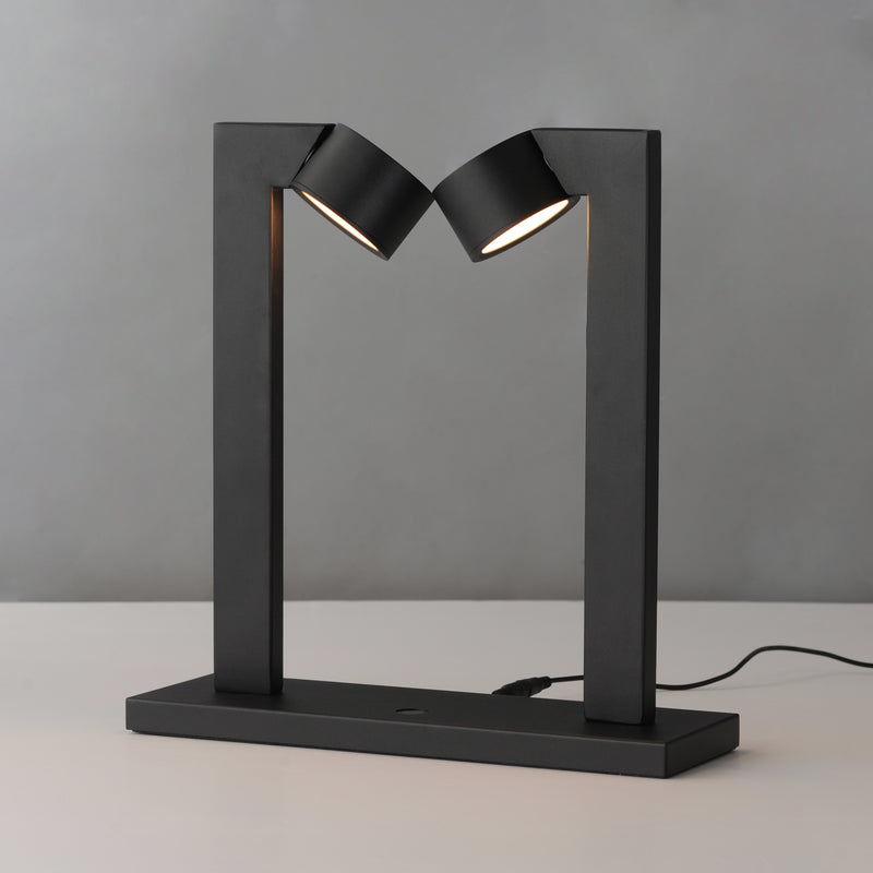 Embrace Table