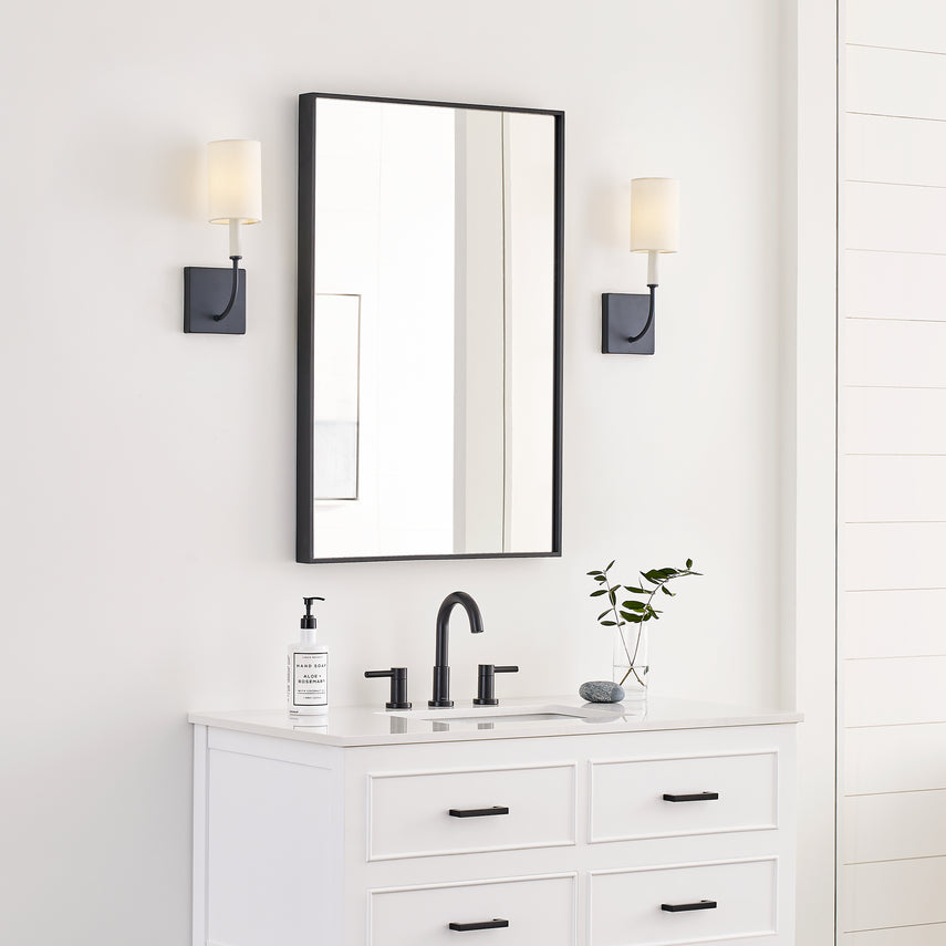 Greenwich One Light Wall / Bath Sconce Black