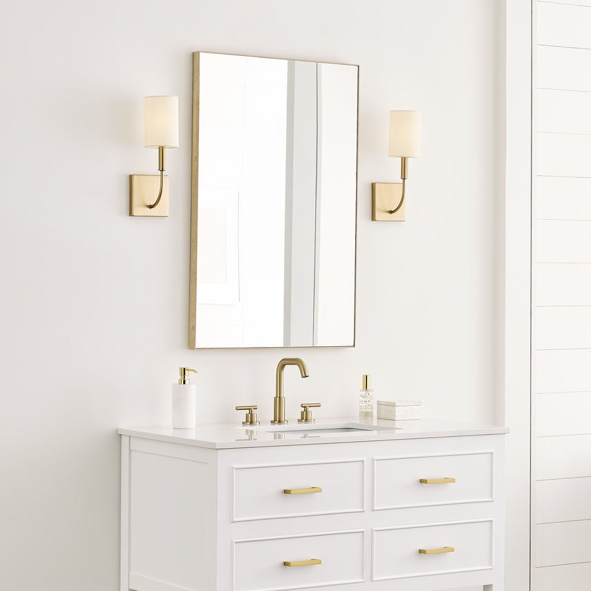 Greenwich One Light Wall / Bath Sconce Brass
