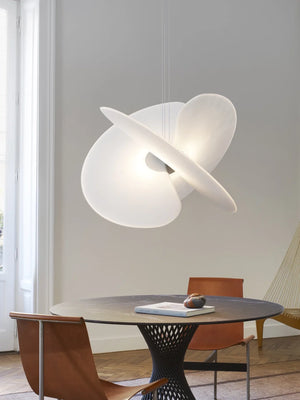Levante Suspension Small 64