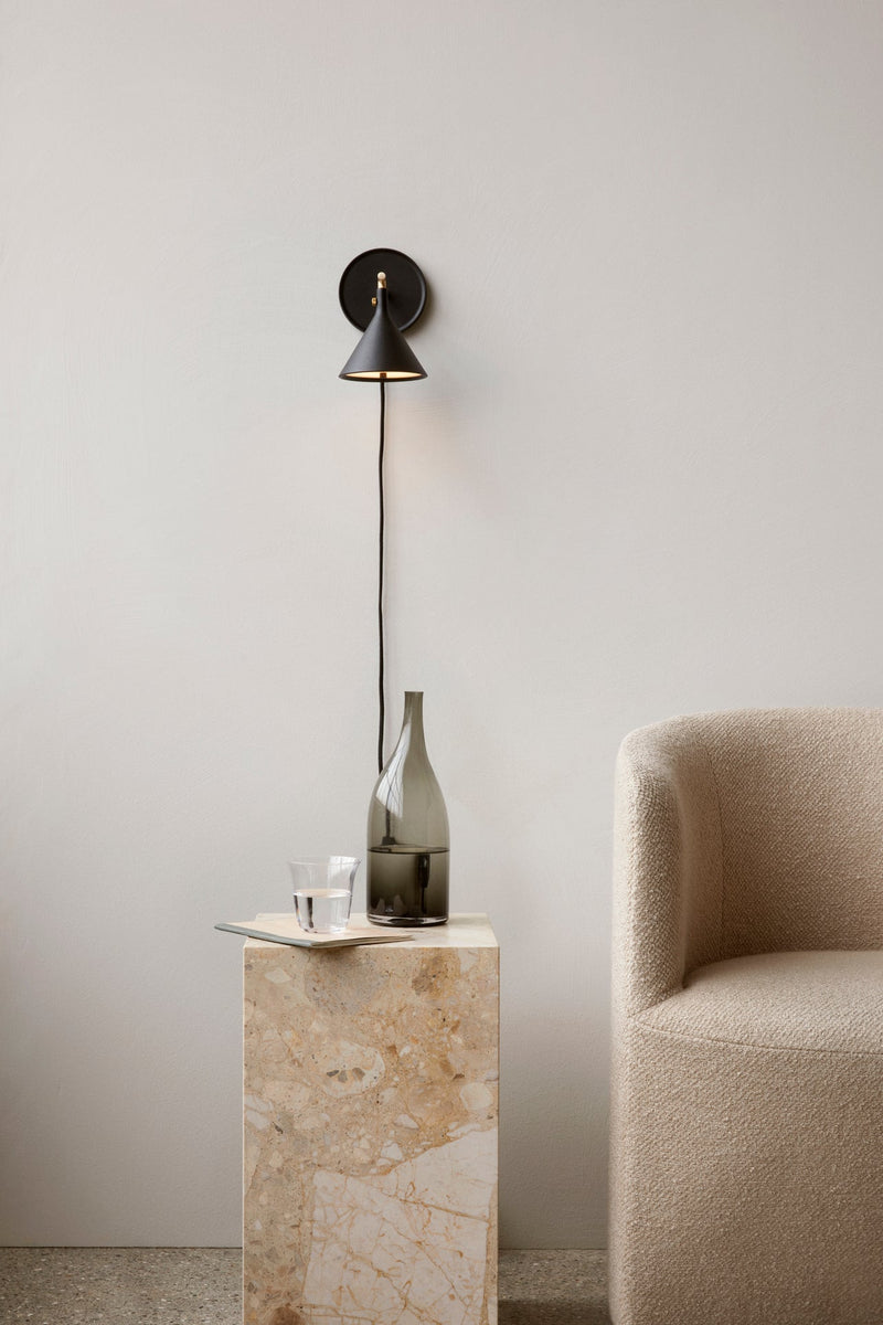 Cast Sconce Lamp