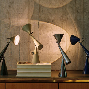 Pose Task Light Kelp