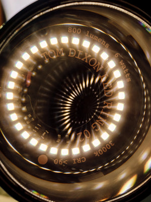 Pose Task Light Gold