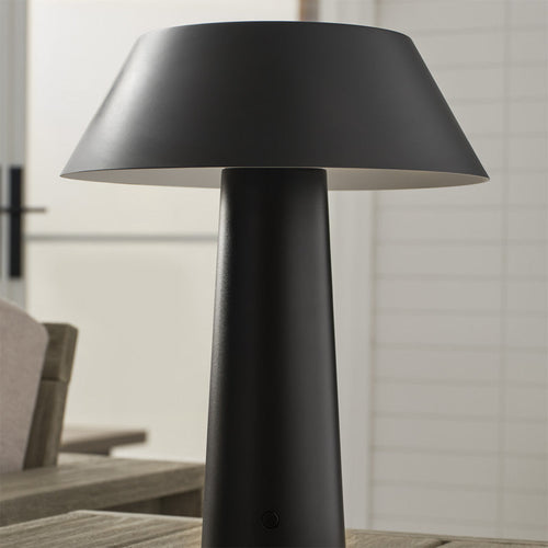 Sesa Table Lamp Black