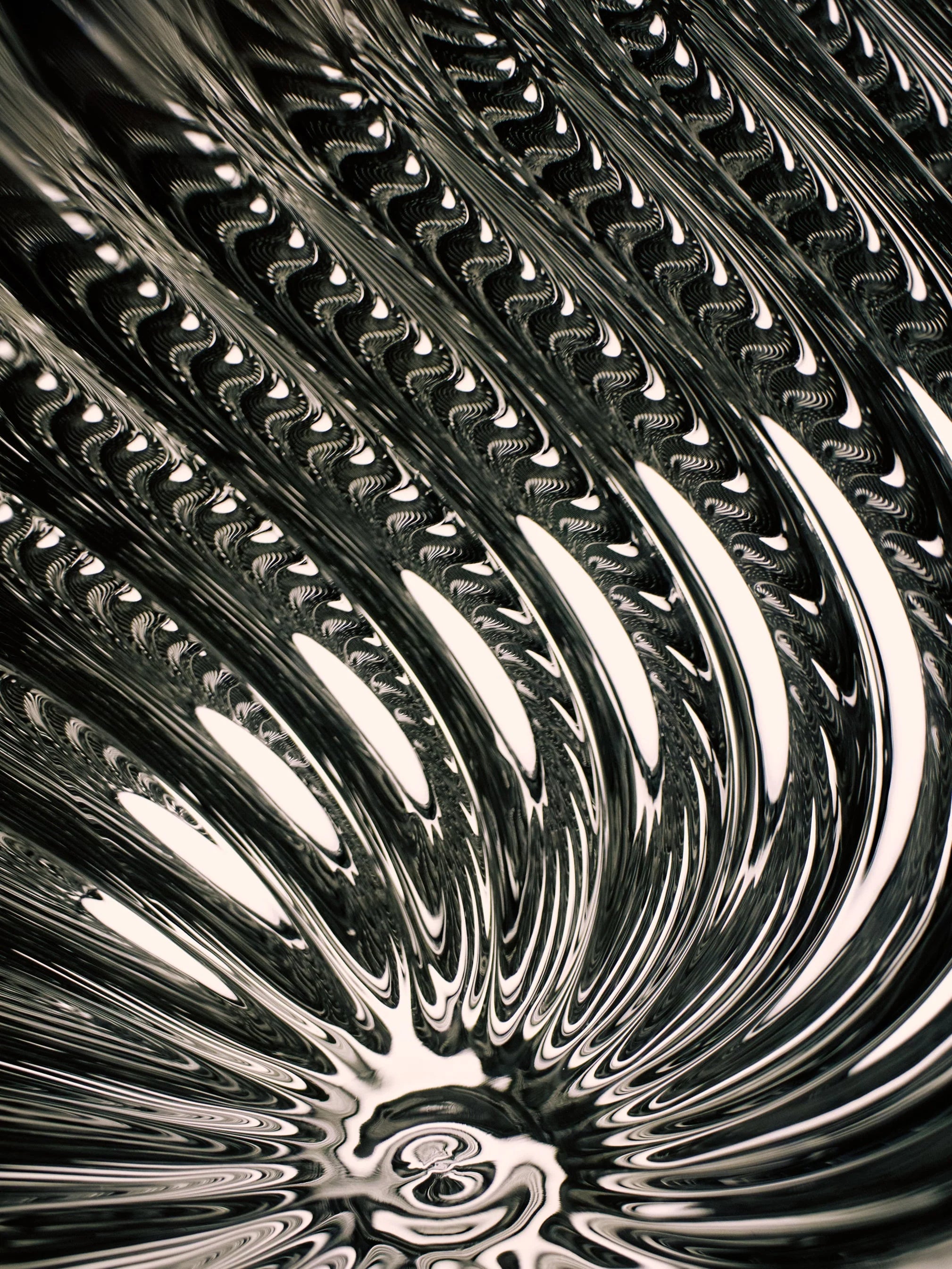 Whirl Cone Floor Light Silver