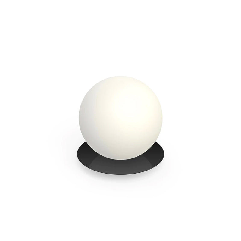 Bola Sphere Table 10